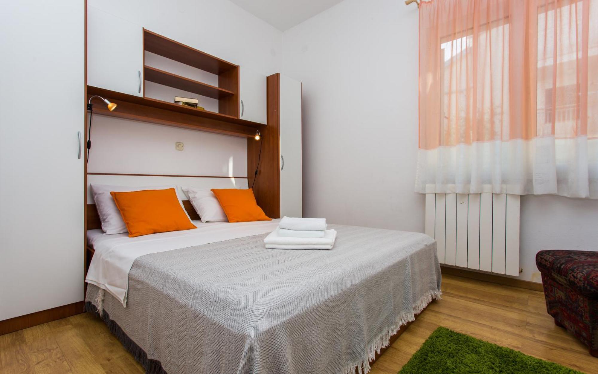 Apartments Luka 3 Baska  Bagian luar foto